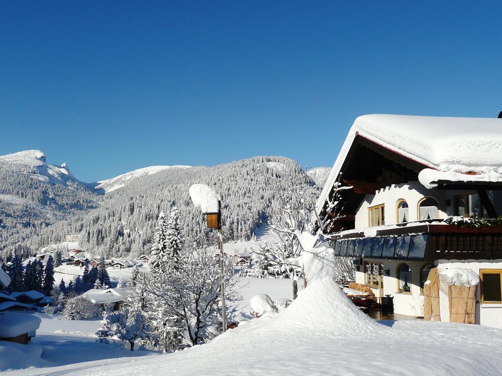 Gaestehaus Schuler Riezlern Extérieur photo
