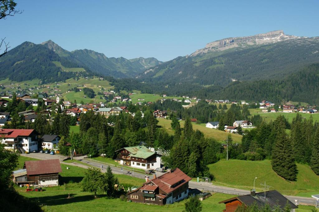 Gaestehaus Schuler Riezlern Extérieur photo